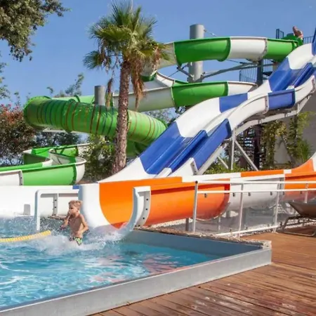 - Piscine - Eeig0e Parque de Campismo